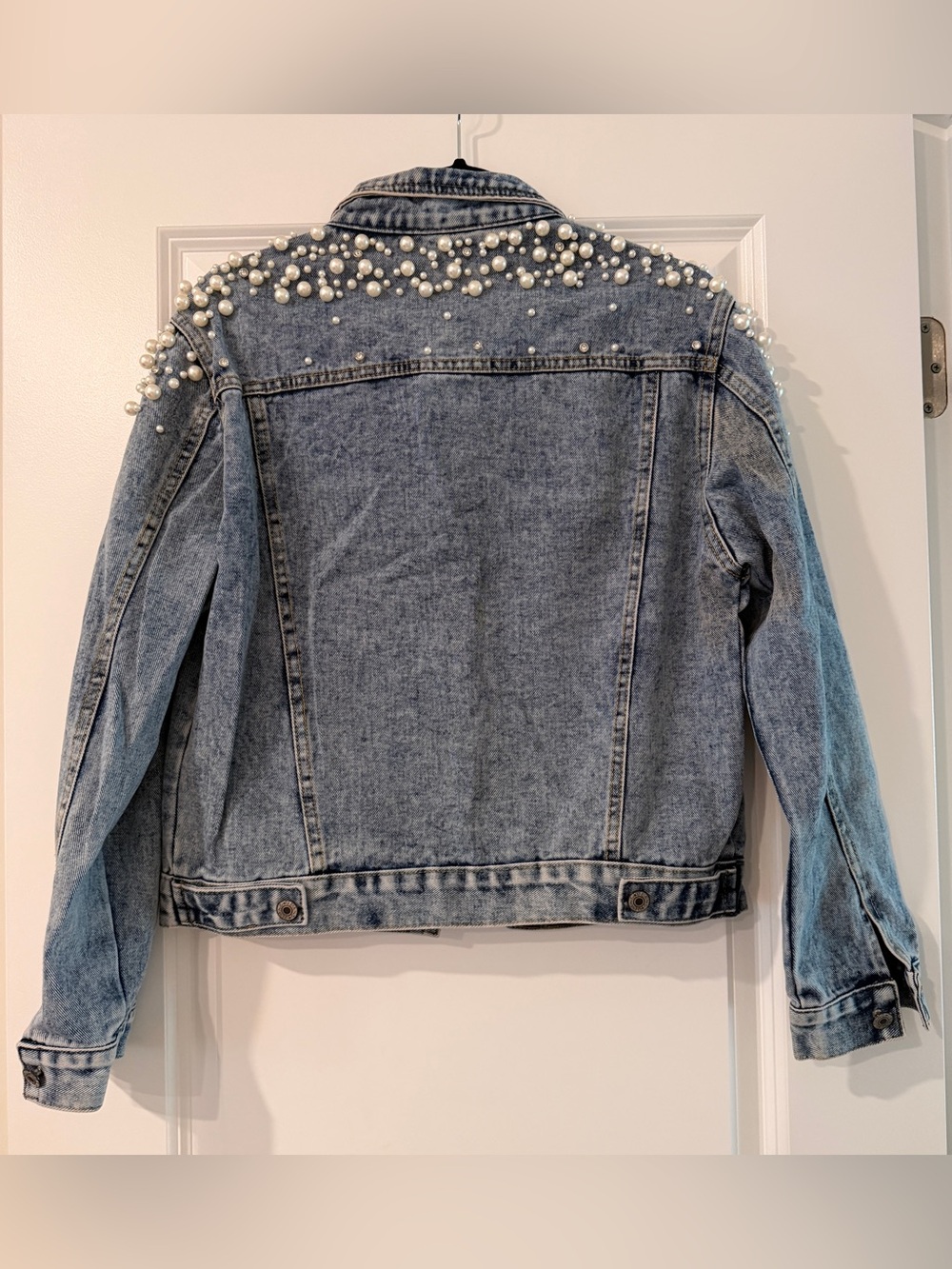 Source Unknown Blue Denim Jacket with Pearl Shoulder Embellishments - Picture 3 of 3